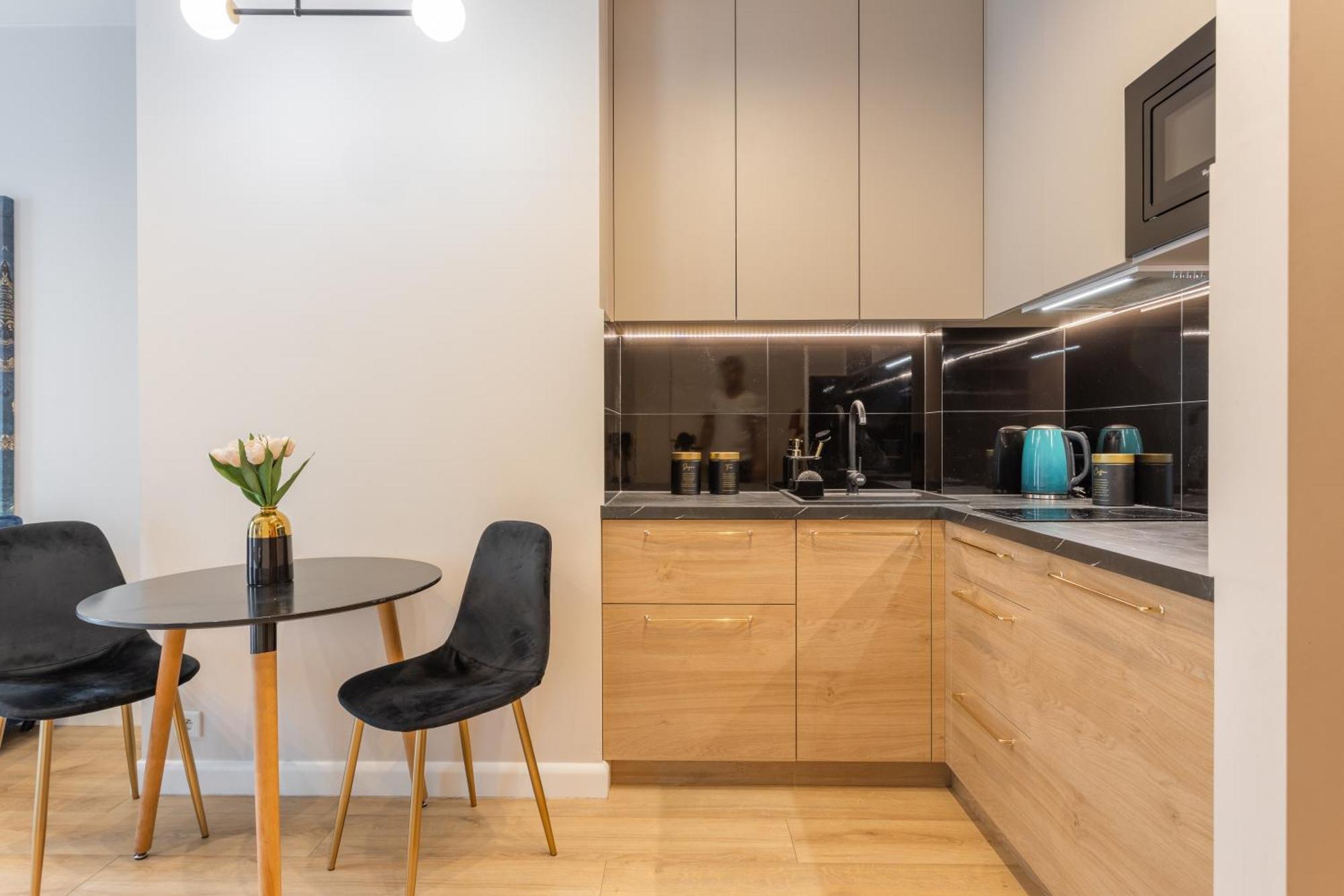 Golden - Luxury Building With Terrace On The Roof - Sienna Str Apartment