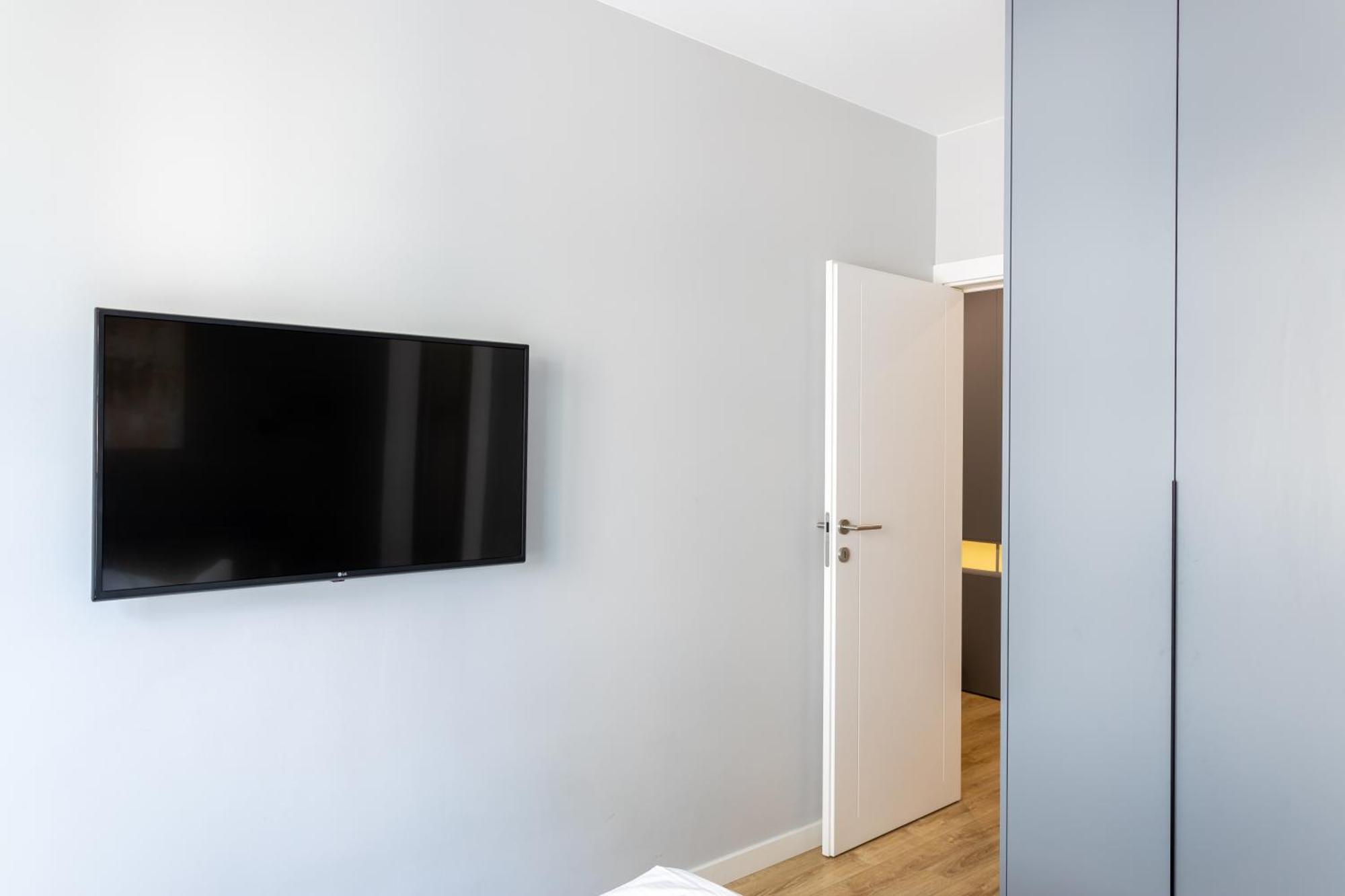 Golden - Luxury Building With Terrace On The Roof - Sienna Str Apartment