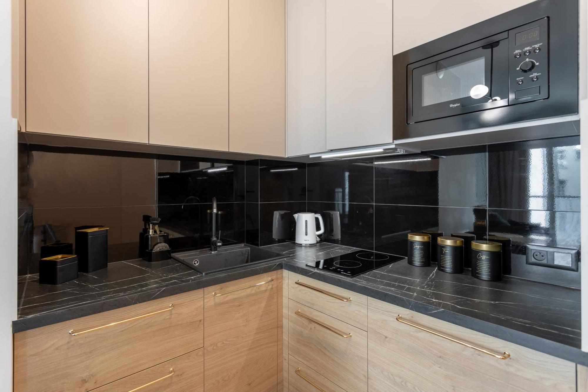 Apartment Golden - Luxury Building With Terrace On The Roof - Sienna Str Warsaw