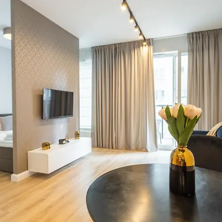 Golden Apartments Warsaw - Luxury Building With Terrace On The Roof - Sienna Str Exterior photo