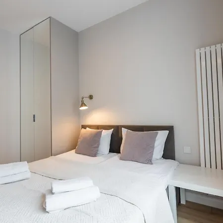 Golden Apartments Warsaw - Luxury Building With Terrace On The Roof - Sienna Str Exterior photo