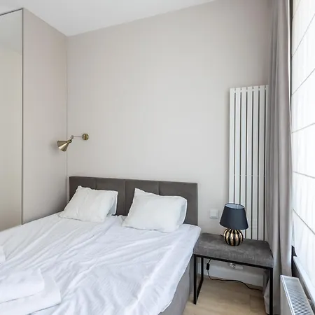 Golden Apartments Warsaw - Luxury Building With Terrace On The Roof - Sienna Str Exterior photo