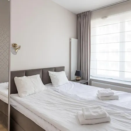 Golden Apartments Warsaw - Luxury Building With Terrace On The Roof - Sienna Str Exterior photo