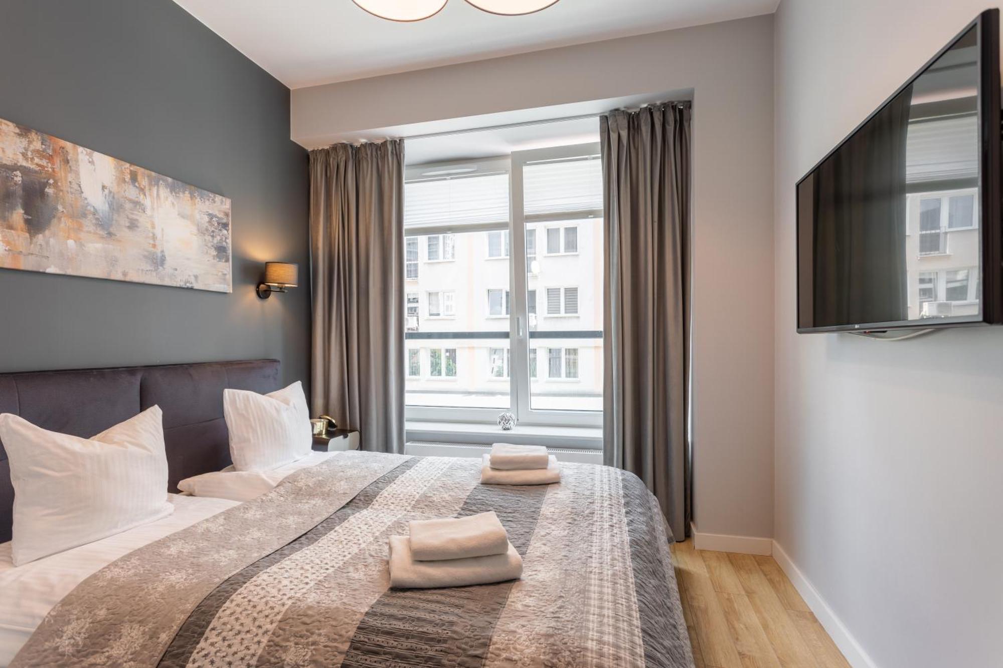 Golden - Luxury Building With Terrace On The Roof - Sienna Str * Varšava